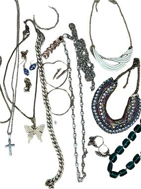 1 lb mixed estate jewelry lot broken and wearable crafting repair repurpose